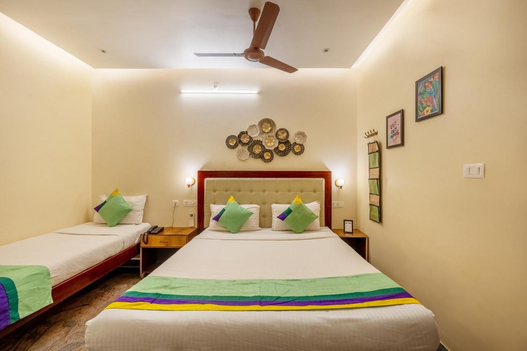 Treebo Grace Inn, 3 Min Walk From Promenade Beach Pondicherry Esterno foto