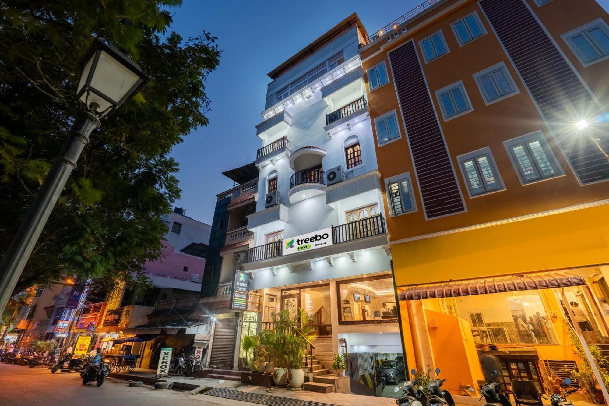 Treebo Grace Inn, 3 Min Walk From Promenade Beach Pondicherry Esterno foto