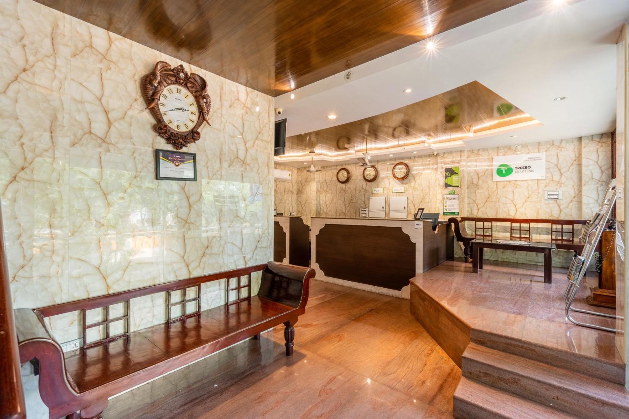 Treebo Grace Inn, 3 Min Walk From Promenade Beach Pondicherry Esterno foto
