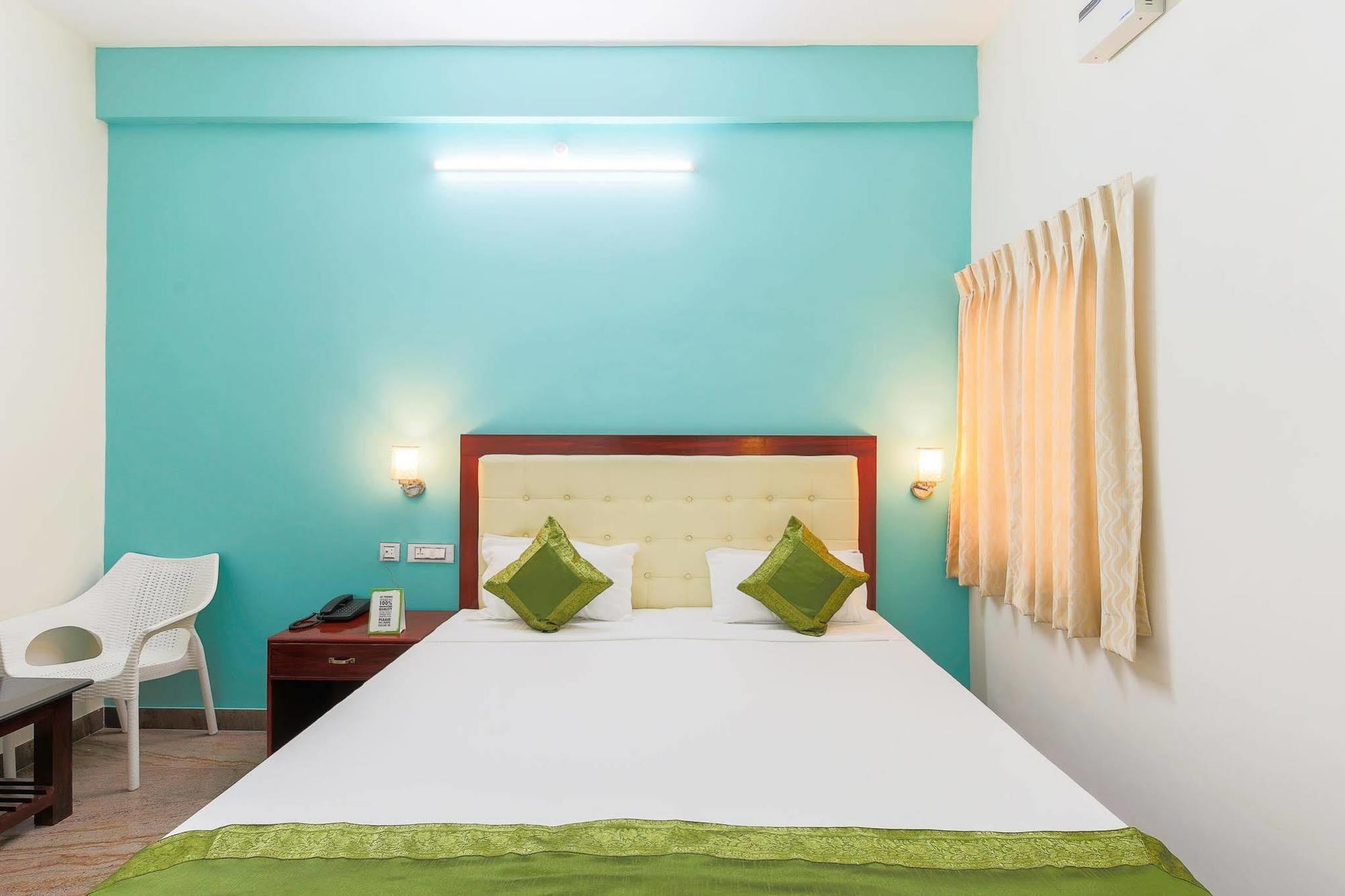Treebo Grace Inn, 3 Min Walk From Promenade Beach Pondicherry Esterno foto