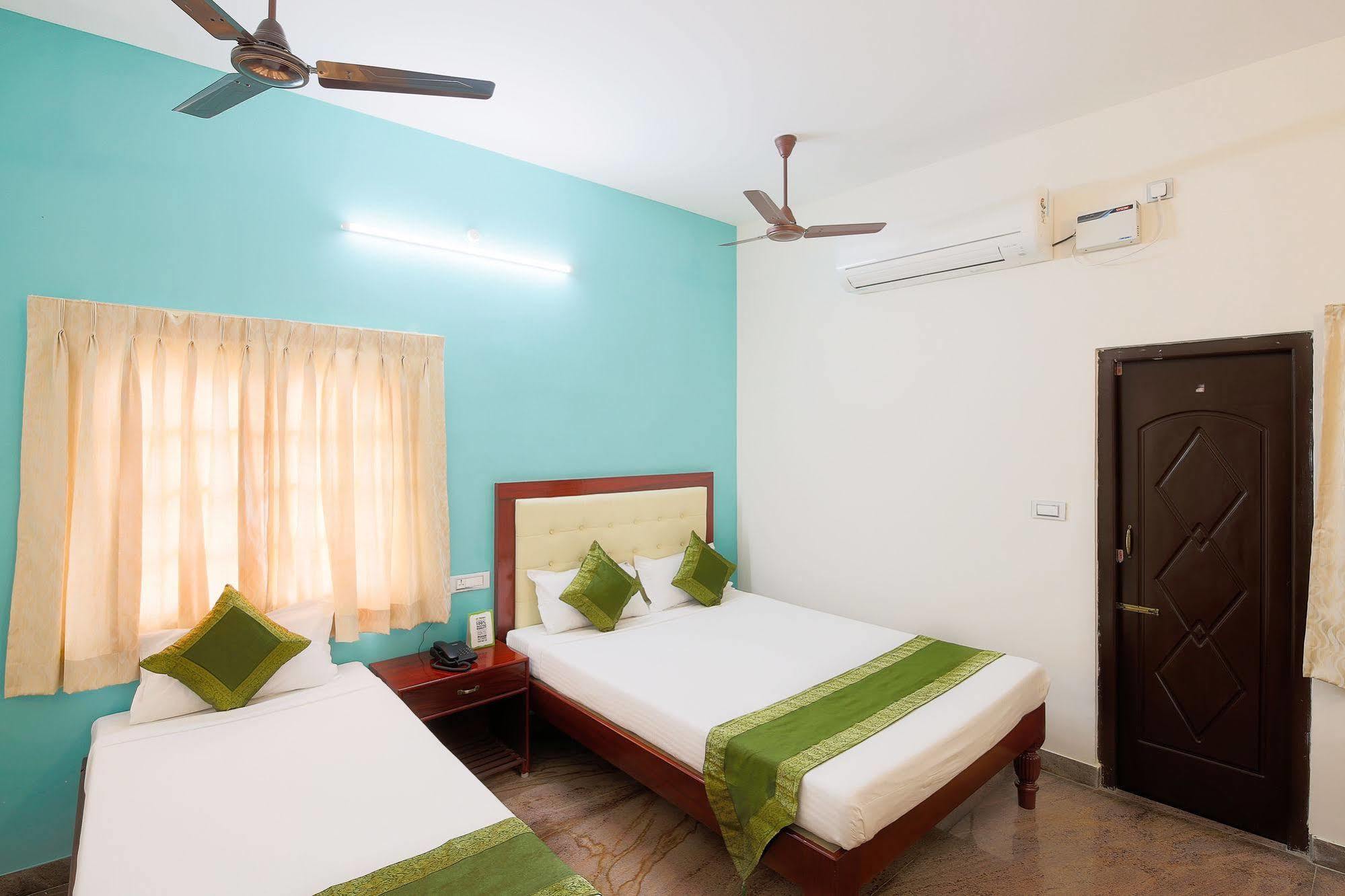 Treebo Grace Inn, 3 Min Walk From Promenade Beach Pondicherry Esterno foto
